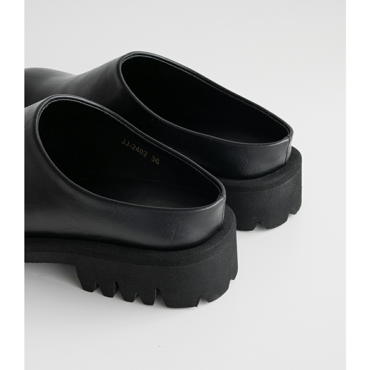 追跡あり発送❣️ ホライゾンライン レザー モノグラムマヒナ サンダル ブラック BACKLASH The Line (バックラッシュ ザ・ライン) PYTHON DOUBLE RIDERS