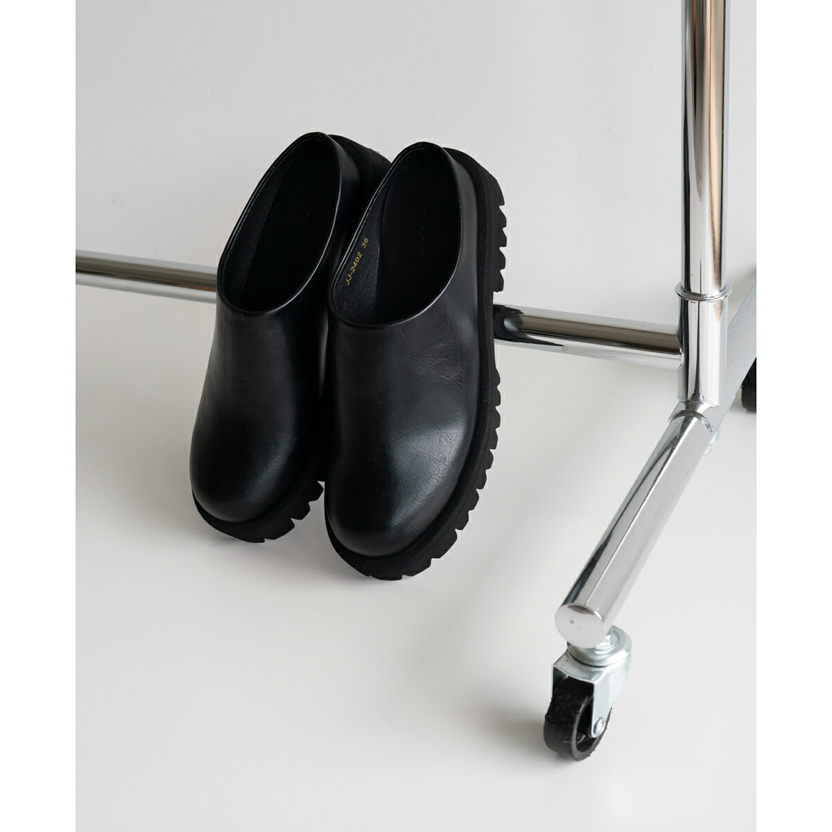 Diesel ブラック サボサンダル サボサンダル トラックソールサボ サンダル サボ 厚底 トラックソール