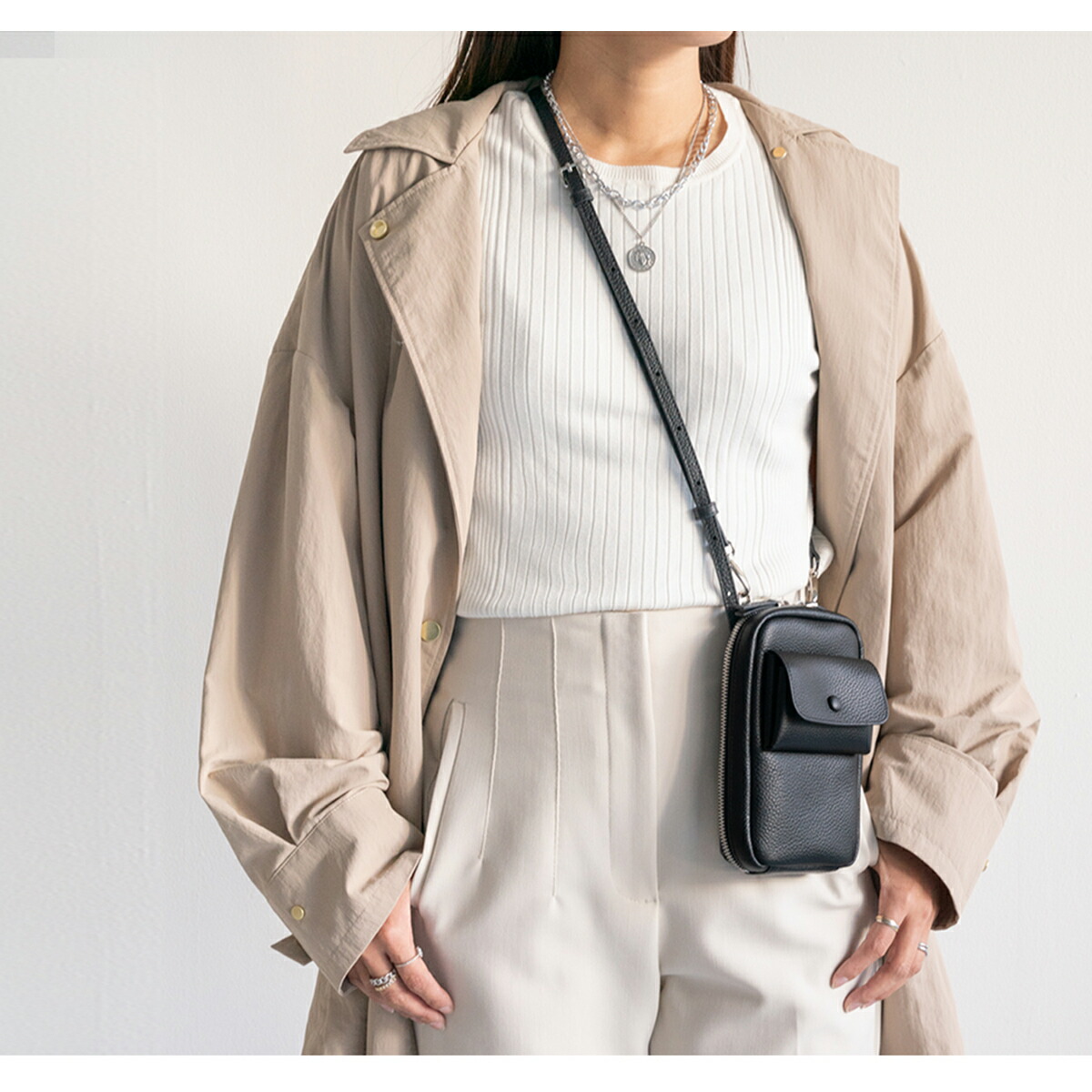 yuki(ドキ子さん)ROOMコラボ】 本革 スマホショルダー