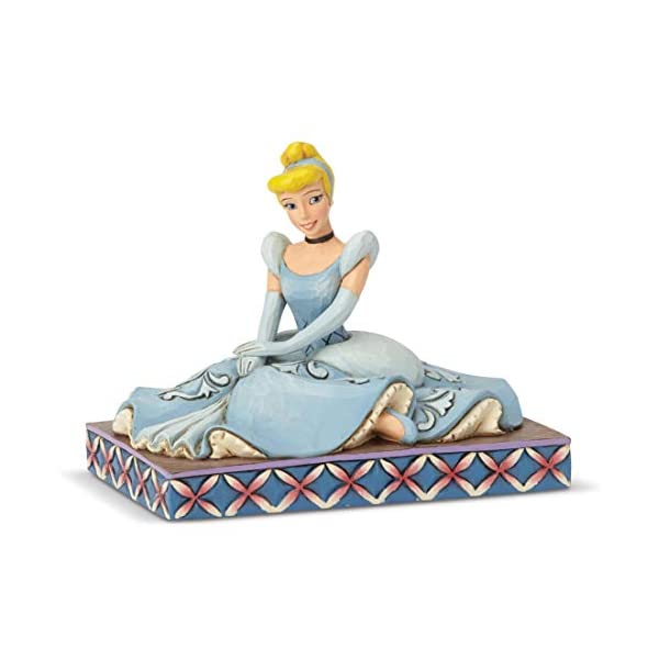 エネスコ ディズニー トラディションズ ジムショア シンデレラ フィギュア 人形 置物 インテリア プレゼント Enesco Disney Traditions by Jim Shore Cinderella Personality Pose Figurine, 3.5 Inch, Multicolor｜i-selection