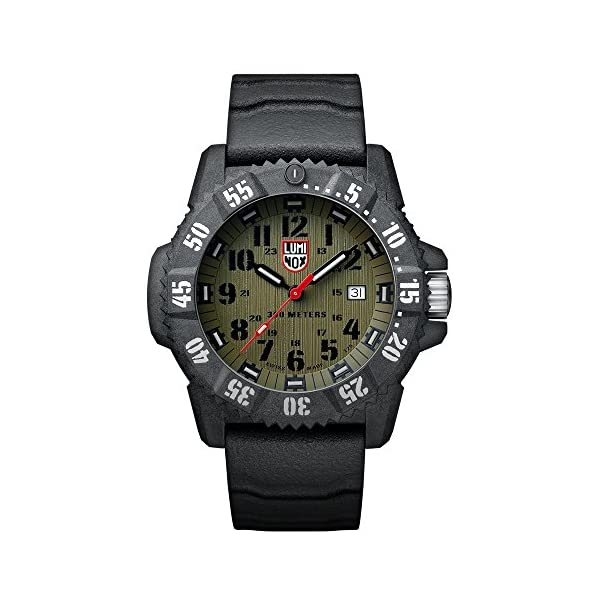Luminox ルミノックス　腕時計 CARBONOX™は軽量性に優れているため、過酷な状況でも時計を装着