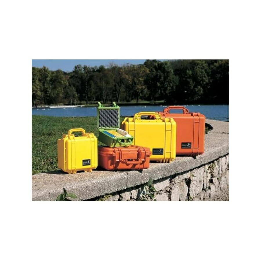 伽藍鳥 1500 質問用紙付き添い人容れもの (黄色) Pelican 1500 Case With Foam (Yellow)