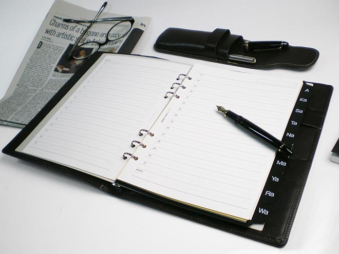 仕組ノート A5 本甲羅 栃木レザー システム手帳 A5 6難 システム手帳 A5 本革 システム手帳 A5 包隠し 名入れ バインダー 日本製 手作り 上等 ヌメ革 ファッショナブル 易しい 事業狙 頂き物 賜り物 送料無料