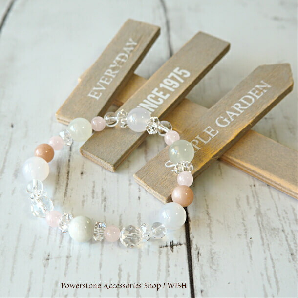 楽天市場 パワーストーン ブレスレット 天然石 ムーンストーン サンストーン 翡翠 ブレス アクセサリー ブレス アクセ 誕生日 誕生石 プレゼント ゴム つけっぱなし バングル レディースブレスレット 開運 金運 仕事 幸運 厄年 厄除け レディース 女性 お守り 数珠