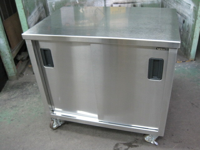 【中古】キャスター付調理台　C8238　［W900xD600xH835mm］ 23,360円