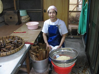 市場 あくまき 鹿児島 お土産 ちまき お菓子 10本セット 市場 あくまき 鹿児島 お土産 ちまき お菓子 10本セット