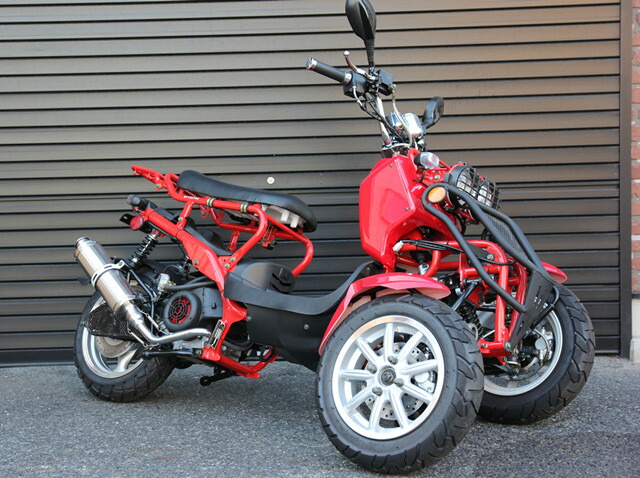 楽天市場 リバーストライク150cc逆三輪トライク整備済完成車両 ナンバー登録高速走行普通免許乗れる ノーヘル二人乗り新車hl150dzr Icebear