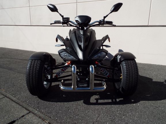 楽天市場 Icebearオリジナルバギータイプリバーストライク250cc水冷エンジン逆三輪トライク整備済完成車両 ナンバー登録高速走行普通免許乗れる ノーヘル二人乗り新車sb250mbマットブラック チャーター便での配送料がかかかります Icebear