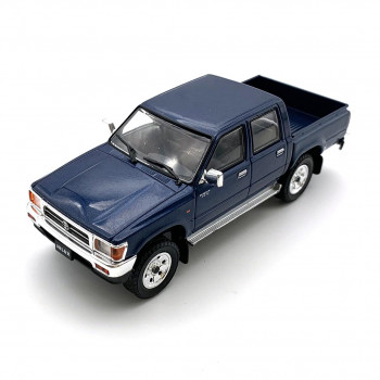 非売品　1/30 ハイラックス　ミニカー　6X1 オキサイドブロンズ Amazon | カラーサンプル 1/30 ミニカー ハイラックス 6X1
