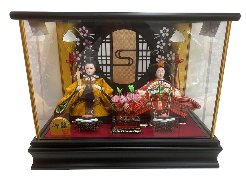 硝子ケース入り 雛人形 ２人 黄呂染 幅38cm×奥28cm×高28.5cm木目込人形飾り