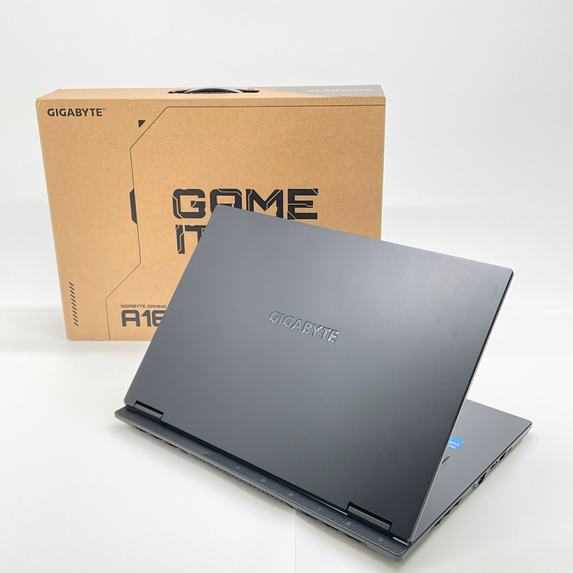 美品 GIGABYTE GAMING A16 i7 13620H 16GB RTX5060 Laptop SSD 1肺結核 Windows11 Home 蓄電池最大限度電気容量100% 嘱する品完全無欠さ【C7821-80】