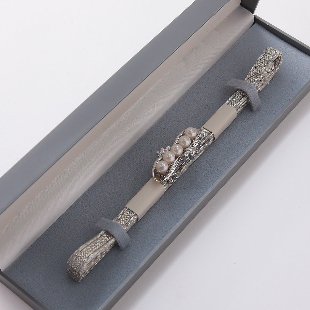 新古品 帯締め 礼装用 正絹 N序列付ける 三分紐 帯留め 本真珠 緑系 共箱 D 1236-01492
