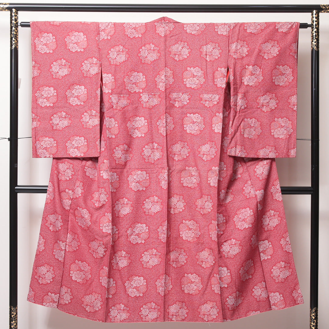 アンティーク お召 袷 身丈141cm 裄丈62cm 正絹 Aランク XSサイズ バチ衿 菊 ピンク系 1265-03525