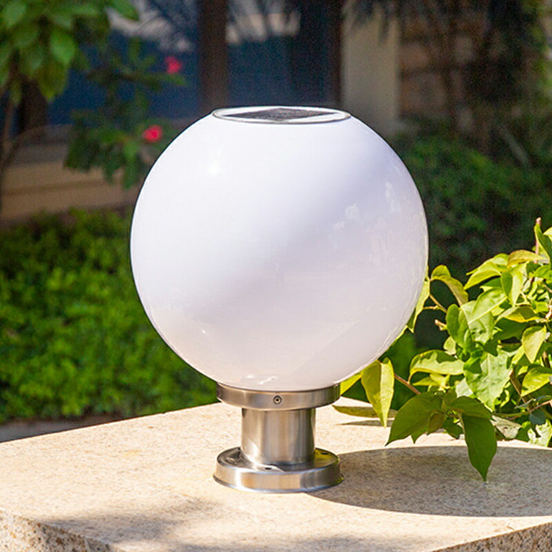 AAAZM ソーラーライト LED 明暗センサー 自動点灯 門柱灯 ソーラー充電式 屋外照明 北欧 おしゃれ 玄関外灯 和風 防雨型 表札灯 エントランス照明 柱上付け 門灯 ガーデン 庭園 玄関外 ガーデンライト 丸形 球状 四色調色 街灯 リモコン付 庭園灯 防犯対策 配線不要 照明器具|AAAZM店