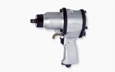 Meltec バッテリーチャージャーでいつも甲斐甲斐しいな乾電池！