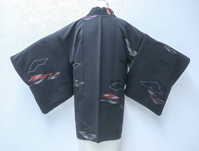 楽天市場】最大70%OFF【中古】 リサイクル着物 羽織 黒羽織 金糸 楽天市場】最大70%OFF【中古】 リサイクル着物 羽織 黒羽織 金糸