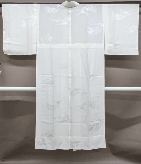 楽天市場】最大70%OFF【中古】 長襦袢 綸子 雲取り 紗綾型文様