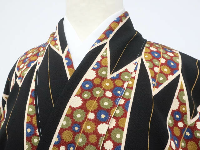【中古】リサイクル着物 小紋 矢絣に花 正絹 美品 身丈約169cm 裄丈68.5cm r7z11-671[リサイクル着物 着付け教室 お茶 カジュアル 初詣 袴 お出掛け 街着 観劇 普段着 お食事会 通販 アイディーネット きもの] IDnet