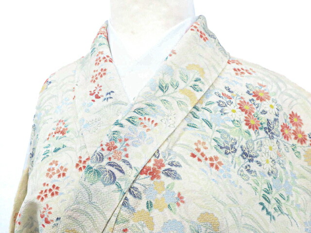 【中古】リサイクル着物 小紋 ちりめん 草花模様 正絹 着物 身丈約154cm 裄丈約62cm 25z11-6218[リサイクル着物 着付け教室 お茶 カジュアル 初詣 袴 お出掛け 街着 観劇 普段着 お食事会 通販 アイディーネット きもの] IDnet