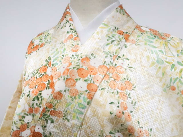 【中古】リサイクル着物 小紋 万寿菊 正絹 美品 着物 身丈162cm 裄丈約64cm 25z11-6349[リサイクル着物 着付け教室 お茶 カジュアル 初詣 袴 お出掛け 街着 観劇 普段着 お食事会 通販 アイディーネット きもの] IDnet