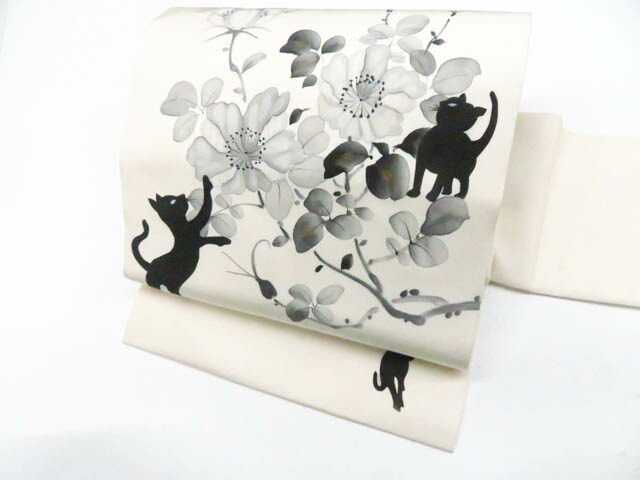 【中古】九寸名古屋帯 オリジナル 作家物 落款入り 太鼓柄 猫 花 正絹 r8b01-3【リサイクル】 IDnet｜アイディーネット 12,210円