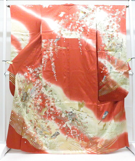 【中古】リサイクル着物 振袖 金彩 金駒刺繍 鶴 御所車 正絹 着物 身丈約165cm 裄丈約64cm 26z03-1092【リサイクル】 IDnet｜アイディーネット