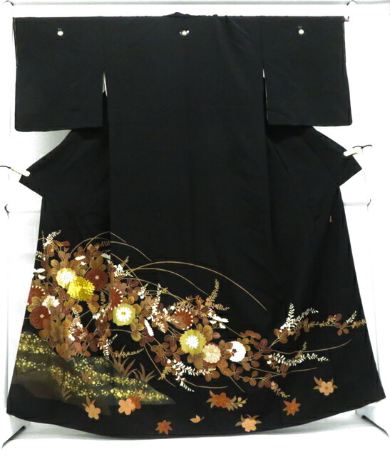 【中古】リサイクル着物 黒留袖 五つ紋 螺鈿 金駒刺繍 訪問着仕立て 花 落款入り 正絹 身丈約163.0cm 裄丈約67.0cm 26z03-1340【リサイクル】 IDnet