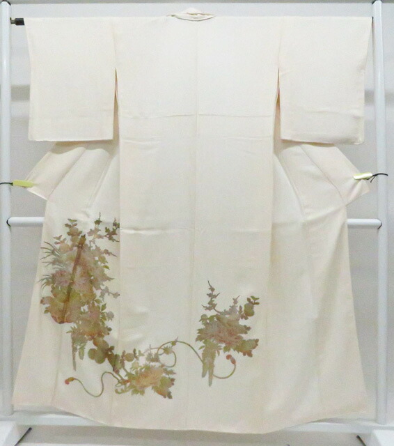 気負わず着れて、ちゃんと雅びやか。1枚あると本当に助かる色無地。 着物-和服