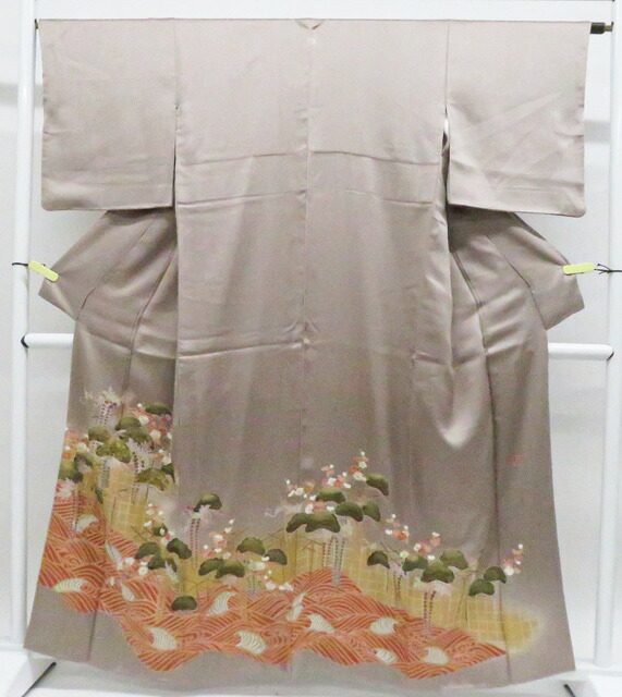 【中古】リサイクル着物 色留袖 金糸 一つ紋 訪問着仕立て 落款入 着物 身丈約160cm 裄丈約64.5cm 26z05-2756【リサイクル】 IDnet｜アイディーネット