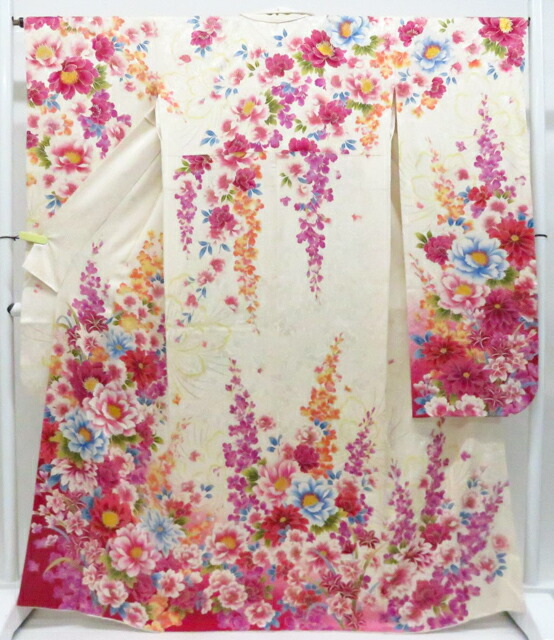 浴衣があると、夏がちょっと楽しげになる。