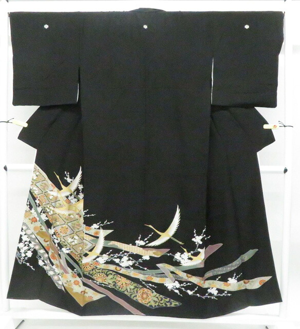 【中古】リサイクル着物 黒留袖 金駒刺繍 着物 正絹 身丈約152.5cm 裄丈約67.5cm 26z06-3543【リサイクル】 IDnet|アイディーネット