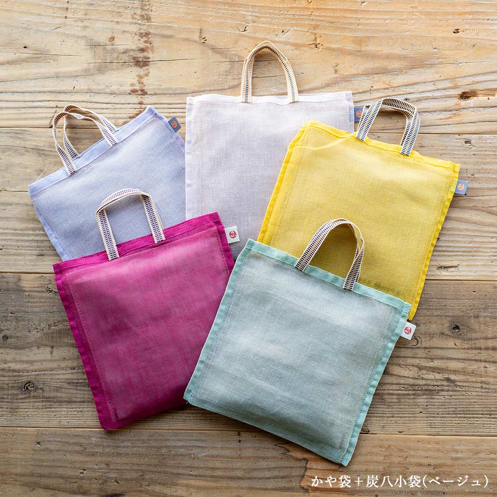 【秋の暮らし市開催中！いまなら5%OFF！】炭八 と かや袋の 除湿 梅雨対策 グッズ 湿気取り セット 脱臭 消臭 除湿対策 湿気対策 湿気とり クローゼット 車 玄関 繰り返し使える ギフト 除湿剤 ジメジメ じめじめ プレゼント ハンガー 吊り下げ ペット 日本製 正規店