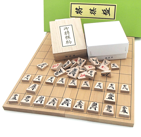 木製棋盤仕掛ける 新桂５号折棋盤と昔懐かしい手描き楓漆書き棋駒（裏赤） 桐駒和氏の璧