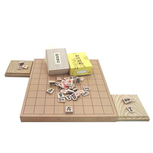 木製棋盤仕掛ける 新桂１寸卓上継ぎ合わせる棋盤としっかり太字の国産木製特選棋駒（裏赤）に駒台付き添い人