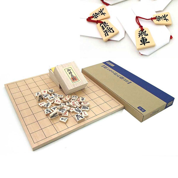 将棋盤セット　囲碁ラボオリジナル根付2個つき　蝶番のない棋になる折将棋盤（実用新案）と人気の木製優良押し将棋駒