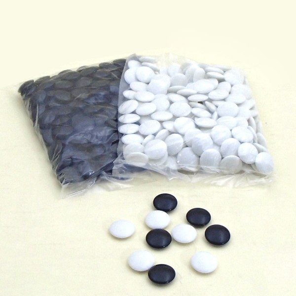 楽天市場】碁石 気軽に使える プラスチック中厚石（厚さ約6mm弱
