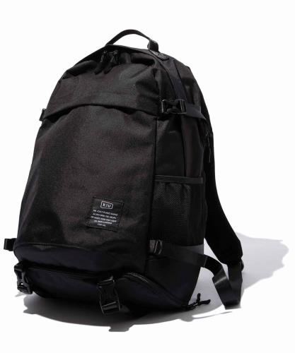 KiU キウ 600D 御徒面子容器に並べる BACKPACK はっ水 撥水 雨合羽 大静電容量 背嚢 22L シューズ衣嚢 通い 通学 アウトドア 御祭り 可愛らしい 今めかしい メンズ レディース 男女兼用 無地 分かりやすい 黒 黒いこと K111-900