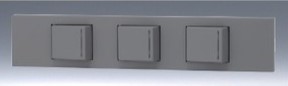 β神保電器 配線器具【KAG-3504 SG】ソリッドグレー NKシリーズ 3路ガイドスイッチセット 3口 受注生産｜あいあいショップさくら