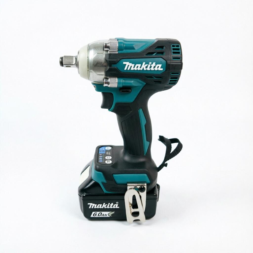 マキタ(makita) 充電式インパクトレンチ 18V6Ah バッテリ2本・充電器・ケース付 TW300DRGX 088381720120|iiKaKaKu Official Store