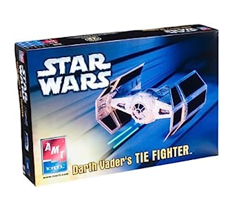 【中古】（非常に良い）プラッツ STARWARS ダース・ベイダー専用TIEファイター 28270 プラモデル AMT/ERTL