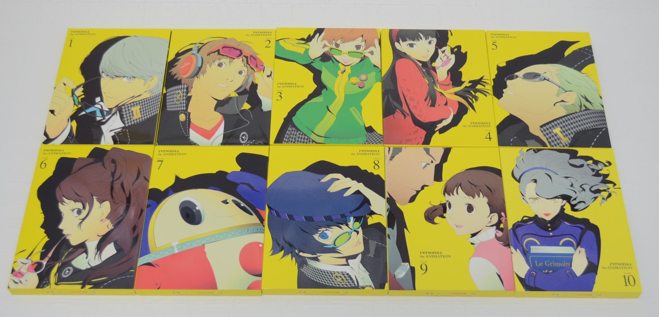 【中古-非常に良い】ペルソナ4 【完全生産限定版】 全10巻セット [マーケットプレイス Blu-rayセット]