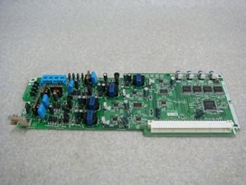 【中古】4CO700 SAXA サクサ Regalis UT700(HM700兼用) アナログ4局線単一のもの [執務室備品] 商行為電話機