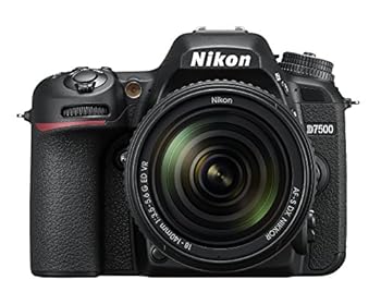 【中古】(人並み外れたに好いたらしい)Nikon デジタル一眼一眼レフ写真機 D7500 18-140VR 水晶体一揃いの道具 D7500LK18-140
