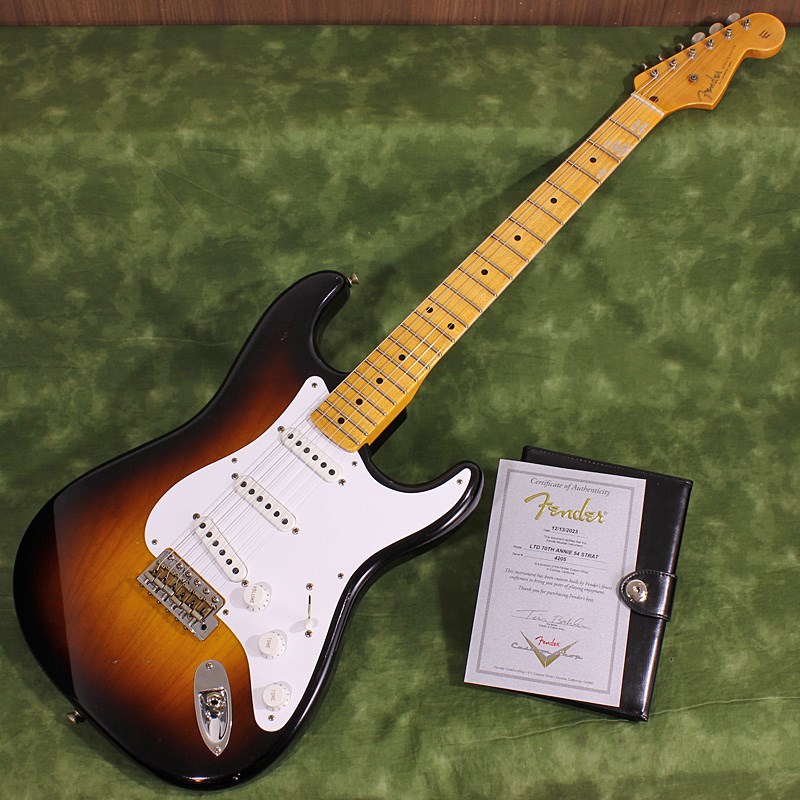 USED 中古 Limited Edition 70th Anniversary 1954 Stratocaster Journeyman Relic Wide Fade 2-Color Sunburst SN. 4205 Fender Custom Shop (ユーズド 美品)