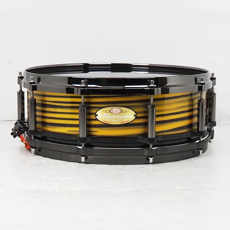 Pearl Masterworks Snare Drum 14x5 Free Floating -Gold Swirl on Black Carbon-【イケベ楽器店創業50周年記念モデル】｜イケベ楽器 イケシブ