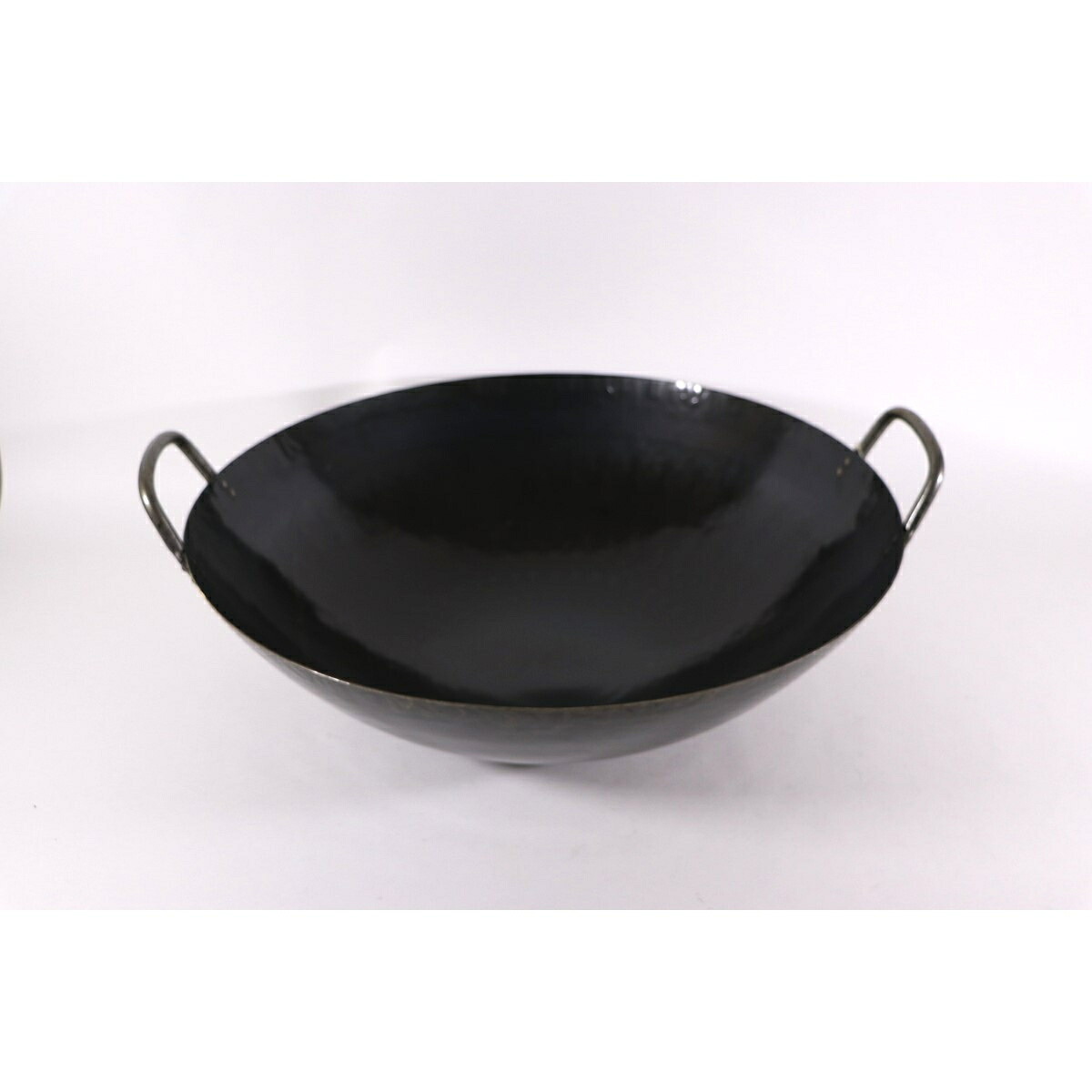 カンダ 鉄打出両手中華鍋 60cm 日本製 調理器具 キッチンツール 料理道具 キッチン用品 鍋 フライパン 包丁 まな板 泡立て器 便利な調理グッズ キッチン 燕三条|ikkyu