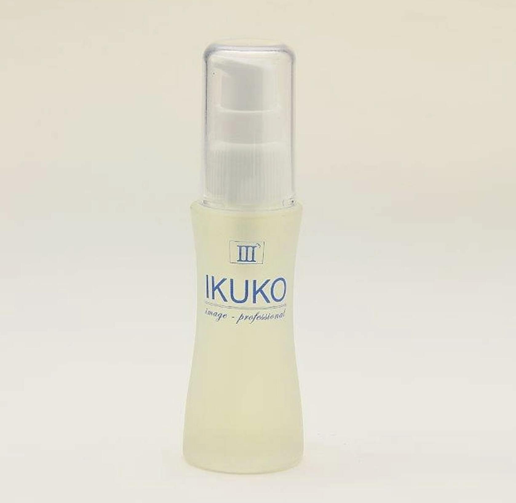 IKUKOかざり付ける品 ネセサリエッセンス 美容液 30ml 1本