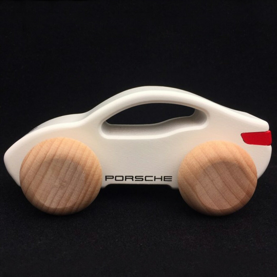 楽天市場 ポルシェ 純正 木製 おもちゃ ベビーポルシェ My First Porsche キッズ トイカー タイカン おもちゃ 1歳からの初めてのポルシェ イルサ楽天市場店