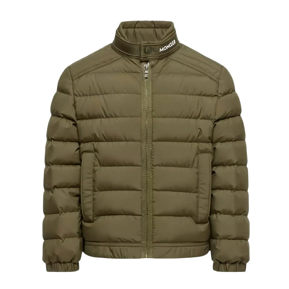【ｸｰﾎﾟﾝ5%OFF】モンクレールジュニア ボーイズ／MONCLER JUNIOR ダウンジャケット バイカージャケット 撥水 大人もOK "SOREN BIKER JACKET" スタンドカラー ロゴ入り 2026-27秋冬(カーキ) L2954 1A00064 597YW 818／KHAKI[返品OK]｜イル　テライオ