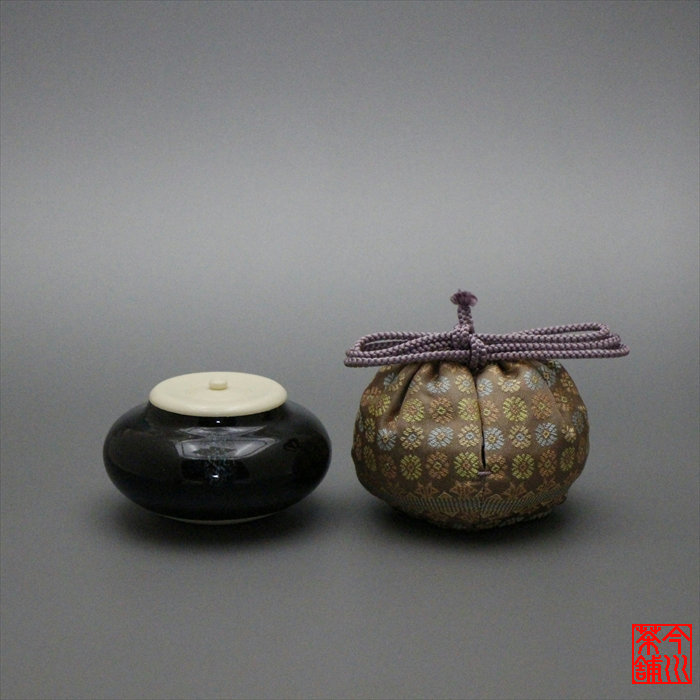 茶入、中海、有祥作、12番。 茶入、中海、有祥作、12番。 楽天市場】中海茶入 : 茶道具・抹茶・八女茶の